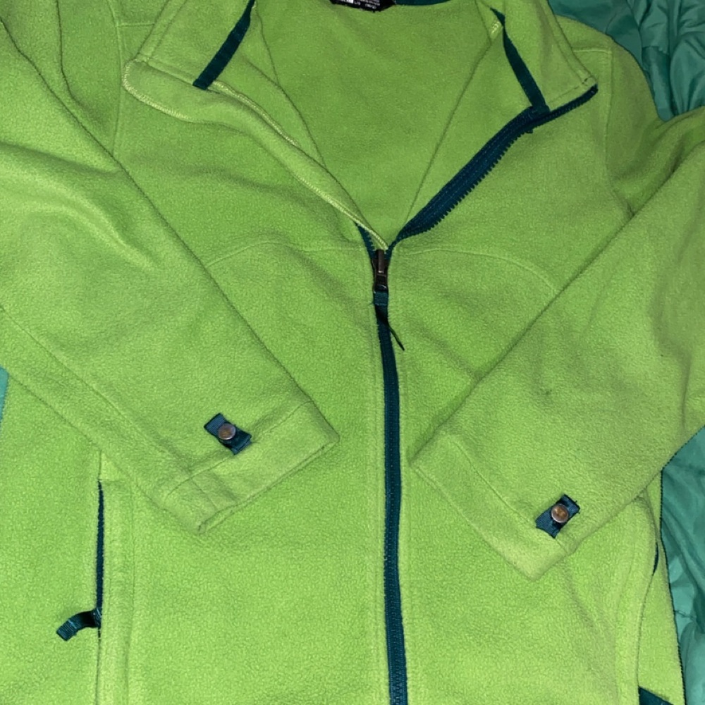 The North Face Green Lightweight Outdoor Essential